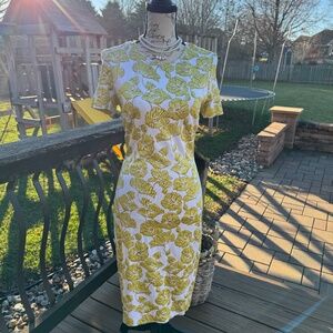 ST. JOHN Textured Knit Stretch Sheath Dress Gold Yellow Cream Sz 4